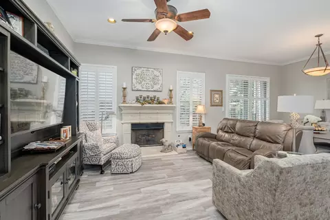 2207 Shady Vis, Richardson, TX 75080