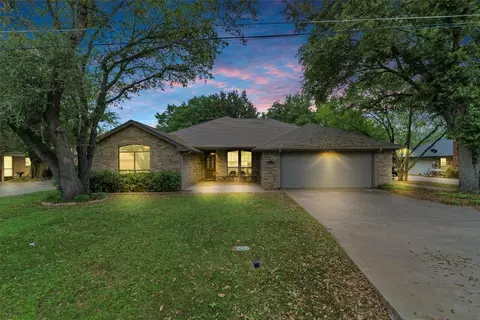 5703 Cortez Dr, Granbury, TX 76049