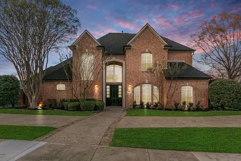 5901 Bassinghall Ln, Plano, TX 75093