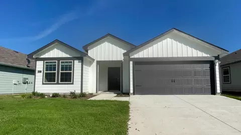 145 Boxwood Dr, Royse City, TX 75189