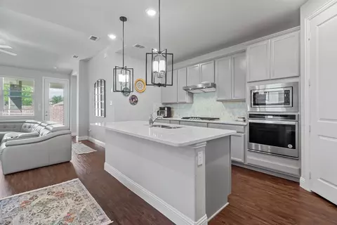 4133 Caprock Canyon Rd, Sachse, TX 75048