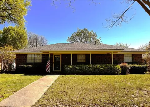 304 Gwendola Dr, Mckinney, TX 75071