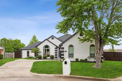 6 Palo Duro Ct, Trophy Club, TX 76262