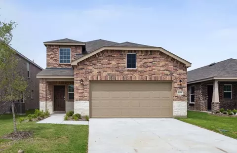 2039 Henrietta Dr, Forney, TX 75126