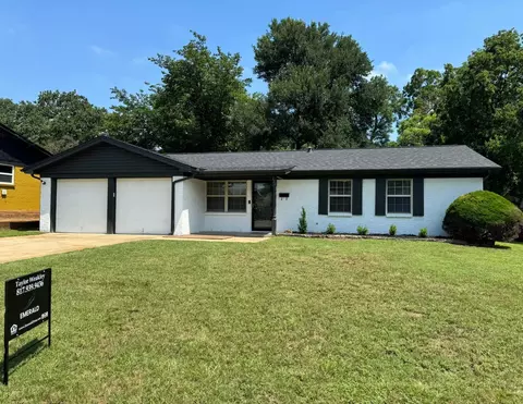114 Linda Ln, Euless, TX 76040