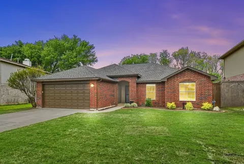3309 Acropolis Dr, Corinth, TX 76210