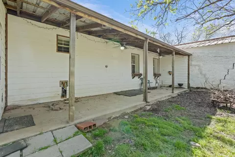 Exterior - 1319 E Fm 4, Cleburne, TX 76031 photo 7 of 14