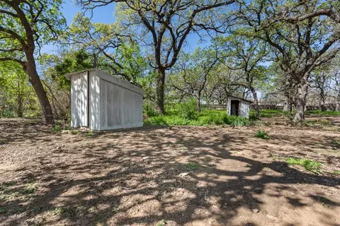 Exterior - 1319 E Fm 4, Cleburne, TX 76031 photo 10 of 14