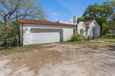 Exterior - 1319 E Fm 4, Cleburne, TX 76031 photo 2 of 14