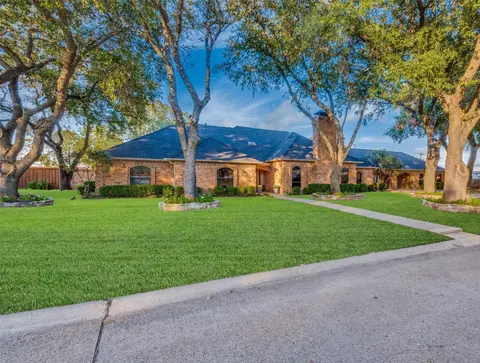 1000 Overlook Dr, Kaufman, TX 75142