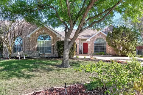 336 Village Trl, Trophy Club, TX 76262