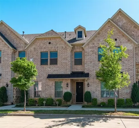 311 Ferndale St, Lewisville, TX 75067