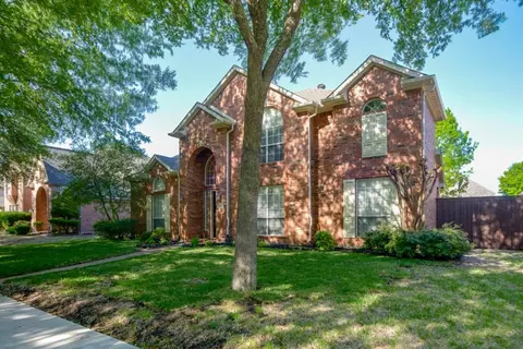 8305 Bartley Cir, Plano, TX 75025