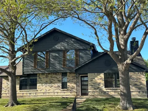 1349 Southridge Dr, Lancaster, TX 75146