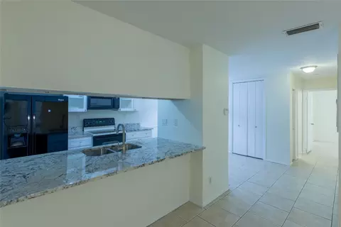 5981 Arapaho Rd #103, Dallas, TX 75248