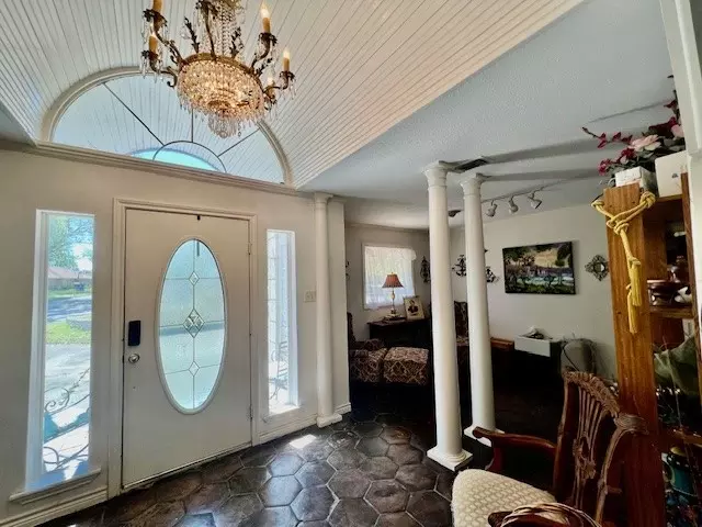 Entry Way - 1613 Lakeshore Dr, Sulphur Springs, TX 75482 photo 3 of 3