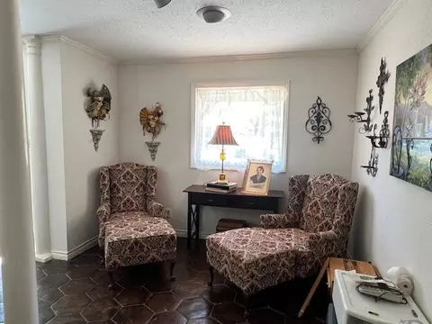 Living - 1613 Lakeshore Dr, Sulphur Springs, TX 75482 photo 1 of 4