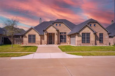 105 Peyton Pl, Waxahachie, TX 75165