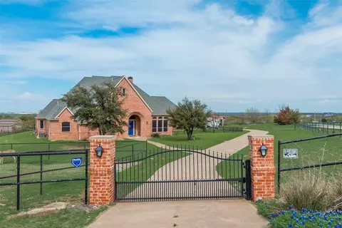 2852 Amyx Hill Rd, Ponder, TX 76259