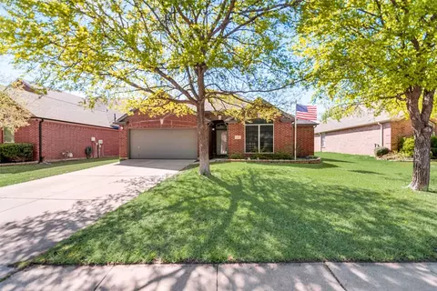 6608 Hayling Way, Denton, TX 76210