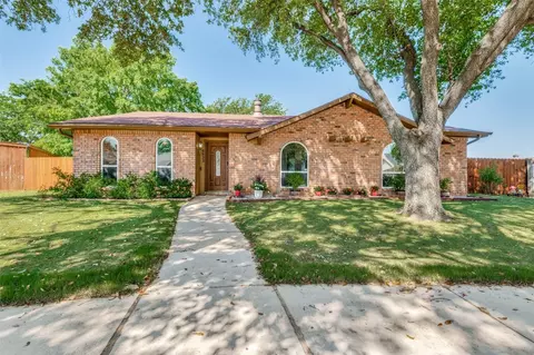 4833 Alta Oaks Ct, The Colony, TX 75056