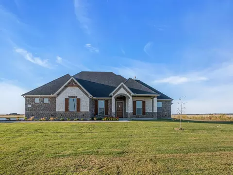 621 N Armstrong Rd, Venus, TX 76084