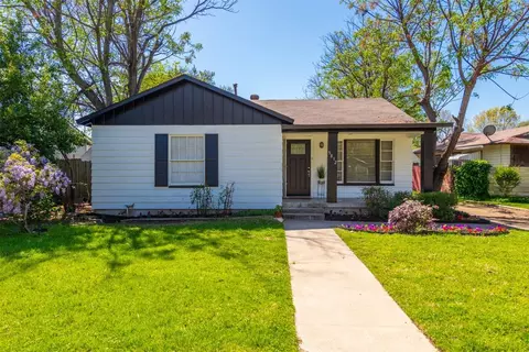 3812 Carnation Ave, Fort Worth, TX 76111