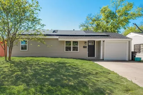 106 W Brownlee Ave, Dallas, TX 75224