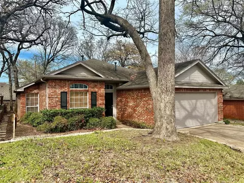 5927 Sagebrush, Arlington, TX 76017