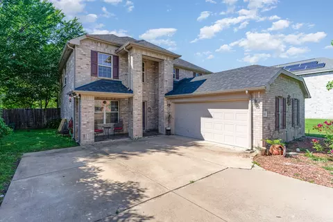 1423 Durango St, Grand Prairie, TX 75051