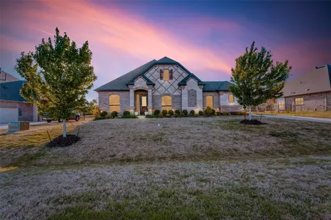 2020 Glen Hollow Ct, Joshua, TX 76058