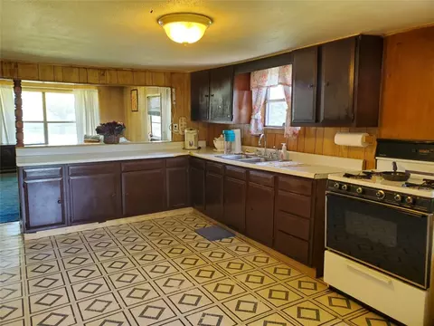 Kitchen - 210 Sam Rayburn Dr W, Ector, TX 75439 photo 1 of 6