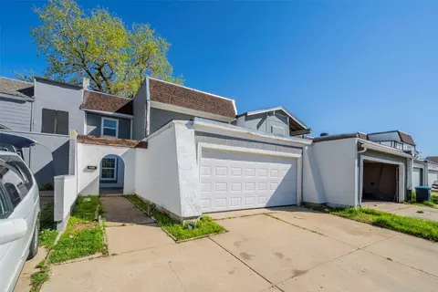 2421 Las Brisas St, Fort Worth, TX 76119