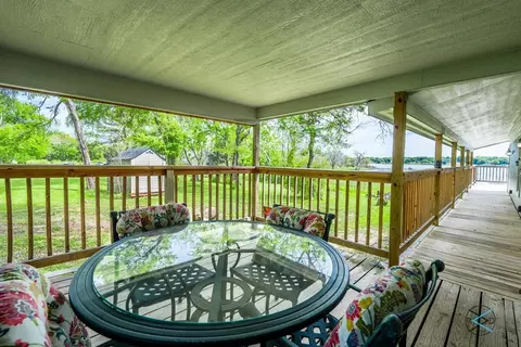 212 Overlook Trl, Gun Barrel City, TX 75156