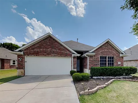 3223 Clear Springs Dr, Forney, TX 75126