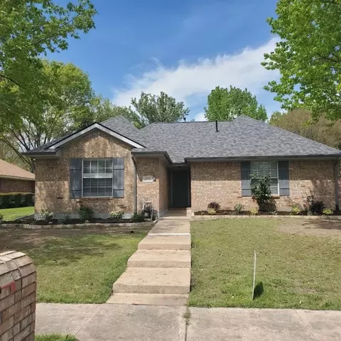 2410 Riverview Dr, Mckinney, TX 75071