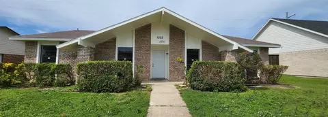 1202 S Bowser Rd, Richardson, TX 75081
