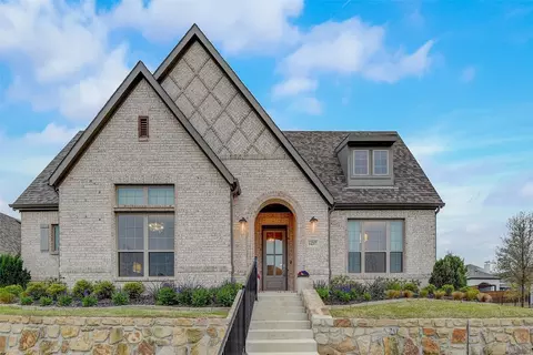 14217 Overlook Park Dr, Aledo, TX 76008