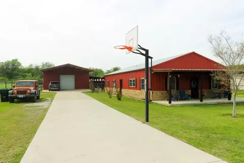 123 Clay Ct, Springtown, TX 76082