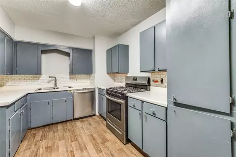Kitchen - 4140 Daniel Ln, Lancaster, TX 75134 photo 1 of 3
