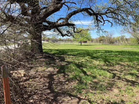 Tbd W Ross Avenue, De Leon, TX 76444
