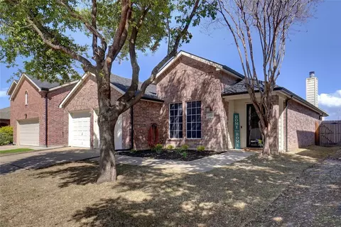 13832 High Mesa Rd, Roanoke, TX 76262