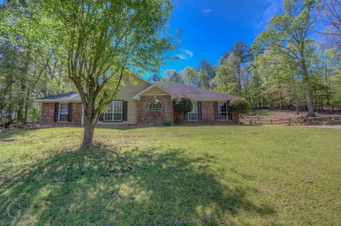 Exterior - 179 Aspen Dr, Minden, LA 71055 photo 2 of 10