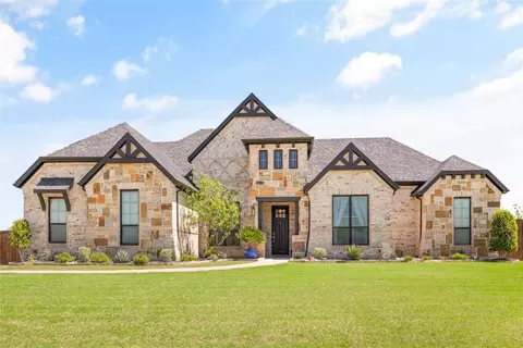 2560 Christine Ln, Midlothian, TX 76065