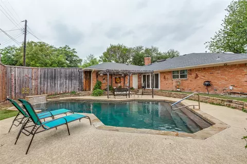 323 Canyon Valley Dr, Richardson, TX 75080