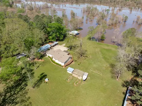 613 Gorton Rd, Doyline, LA 71023