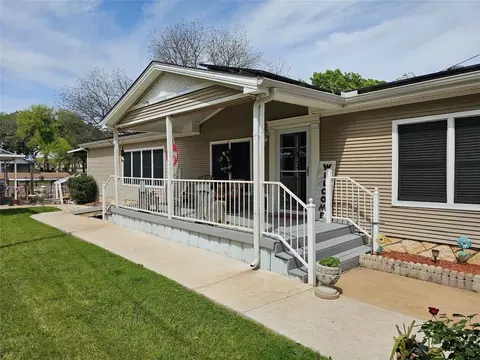 4310 Glenwood Ct, Granbury, TX 76049