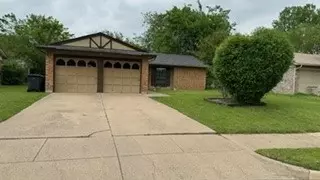 1005 Waverly Dr, Arlington, TX 76015