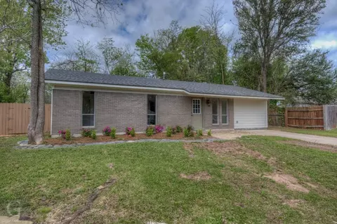 4819 Okeefe St, Bossier City, LA 71111