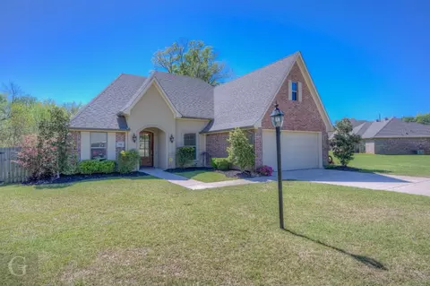 302 Oscar Cir, Haughton, LA 71037